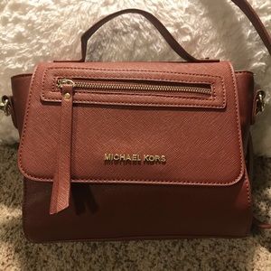 COPY - Micheal Kors crossbody purse